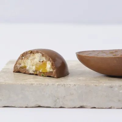 Mini Ovos de Páscoa com Recheio de Chocolate Branco Crocante